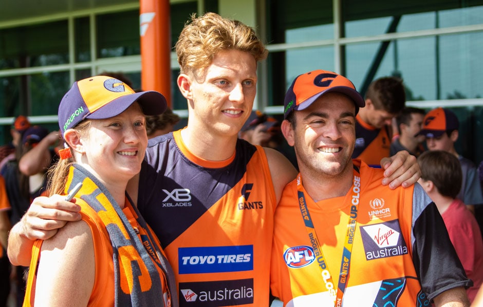 SLIDER2-FANDAY2019.jpg